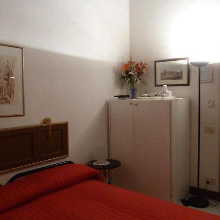 Bb Santa Rosa Bed & Breakfast Viterbo Ruang foto