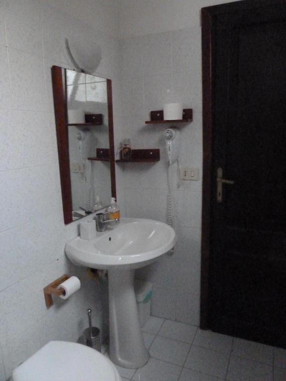 Bb Santa Rosa Bed & Breakfast Viterbo Ruang foto